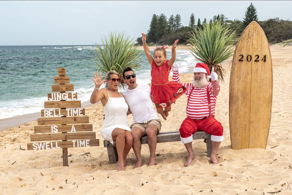 Santa On The Beach photo session ALEX SURF CLUB - No Dogs -